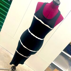 Super Stretchy Black & White Casual Midi Dress